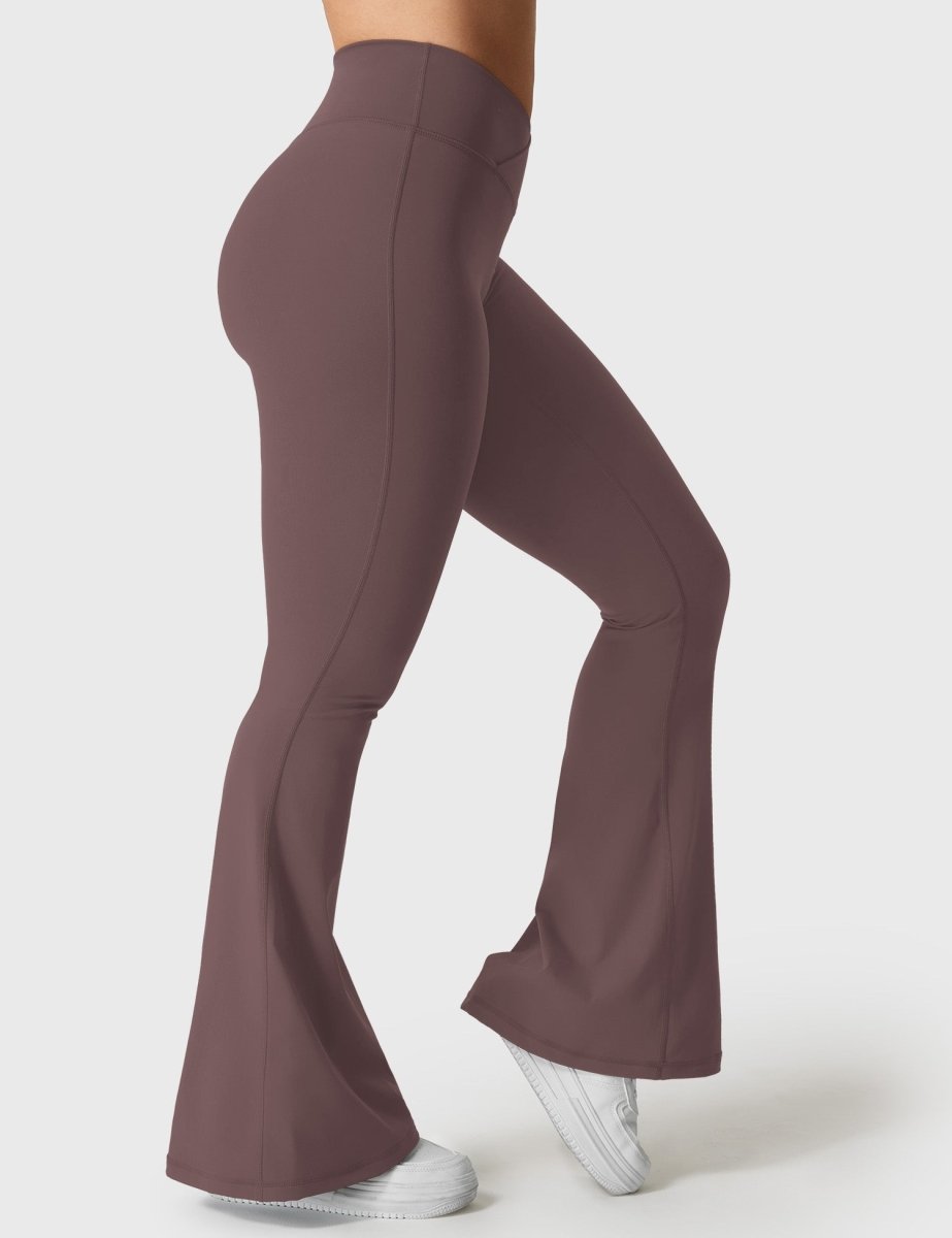 KOURTNEY™ | Flared leggings with V-waist