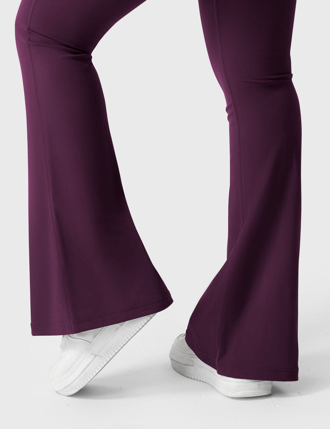 DAAN™ | Flared leggings with pockets