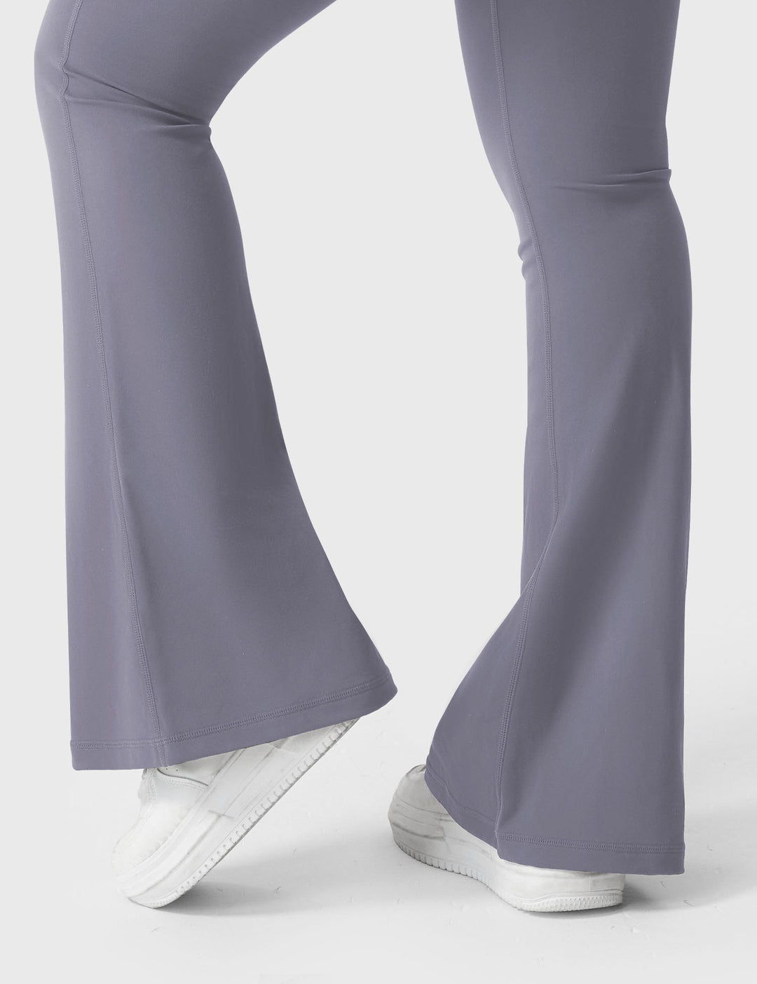 DAAN™ | Flared leggings with pockets