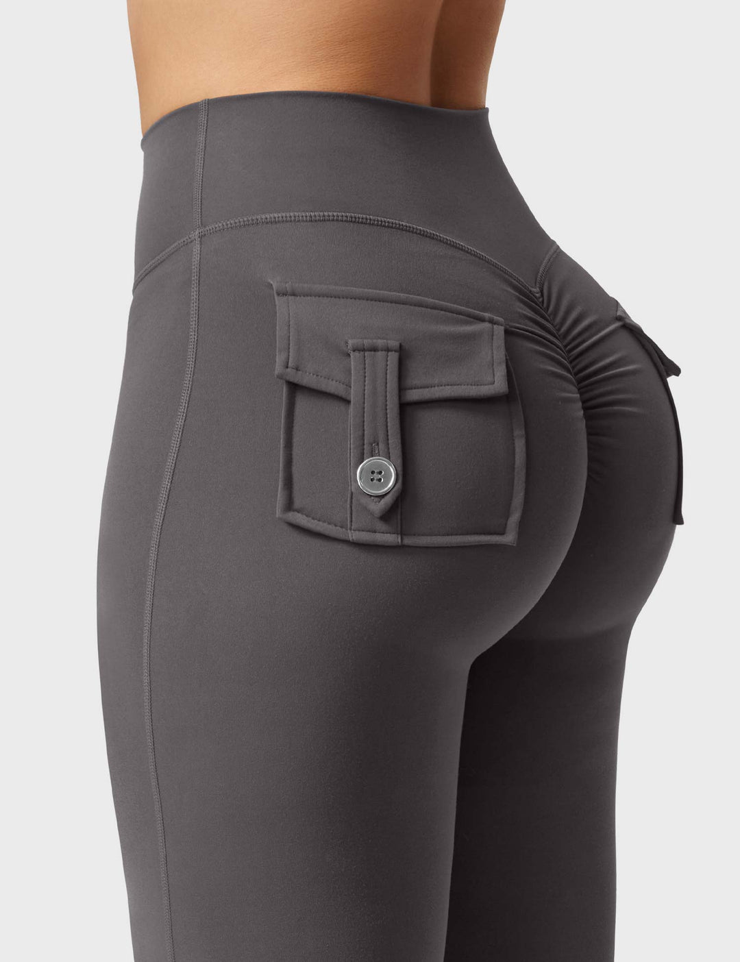 DAAN™ | Flared leggings with pockets