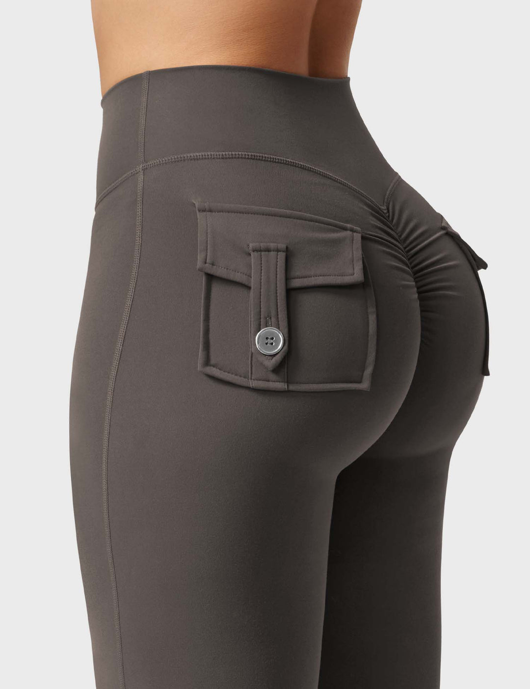 DAAN™ | Flared leggings with pockets